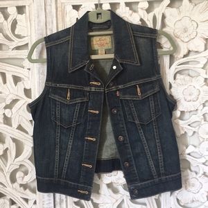 Levi denim vest